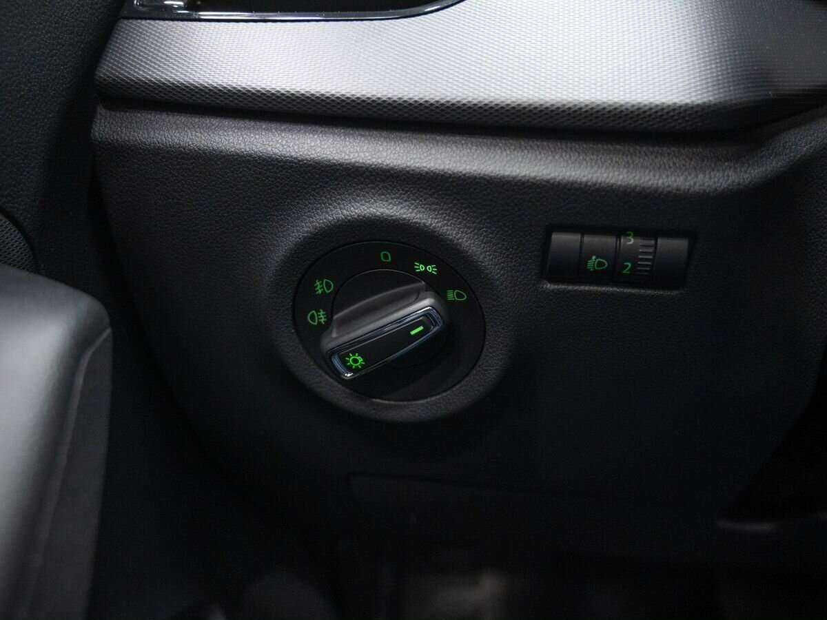 Купить Skoda Rapid, 2021, 57 000 км, фото №17