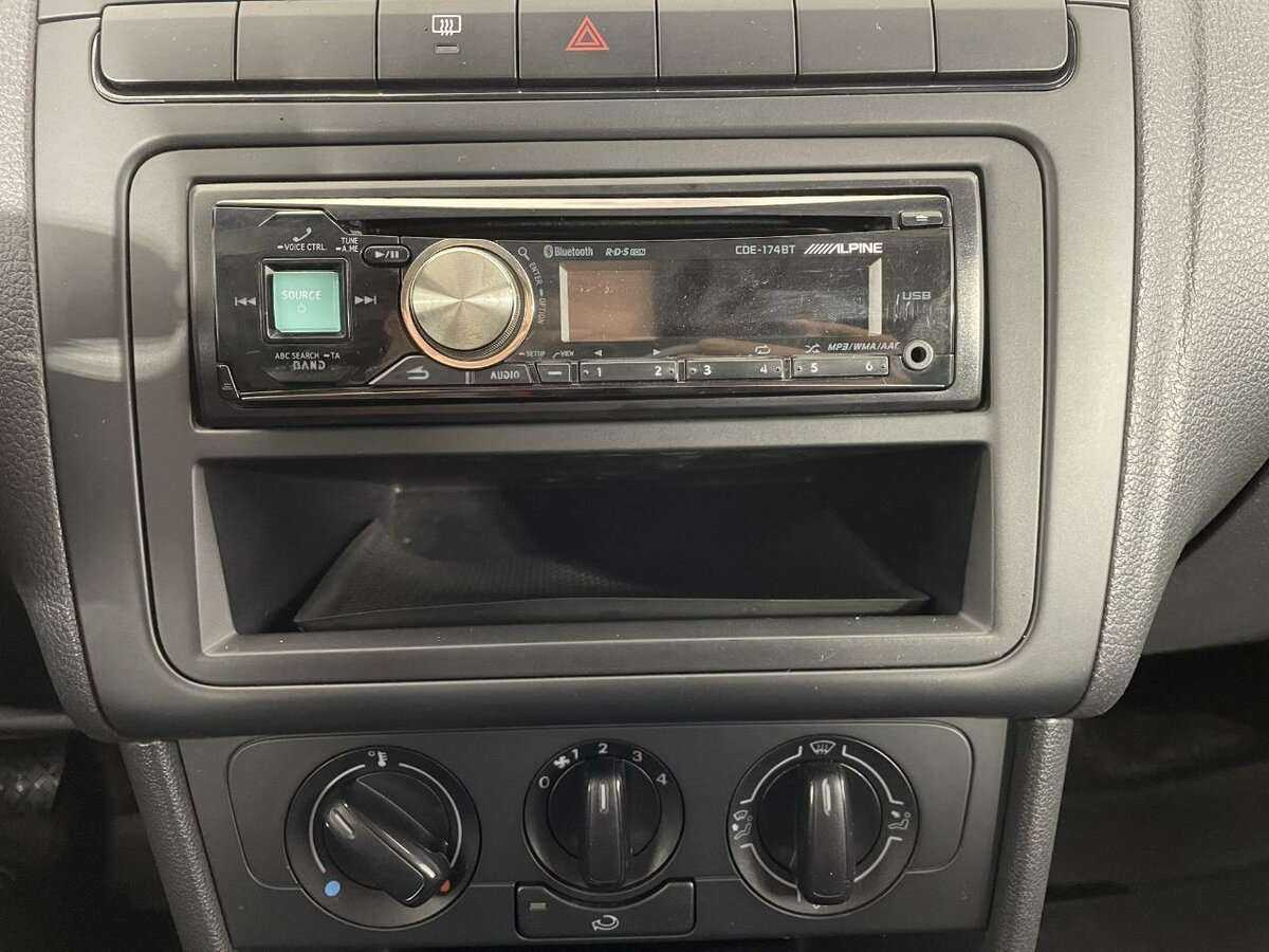 Купить Volkswagen Polo, 2013, 119 758 км, фото №12