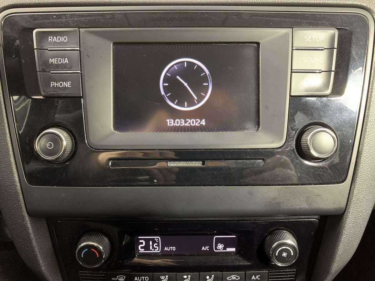 Купить Skoda Rapid, 2017, 153 033 км, фото №11