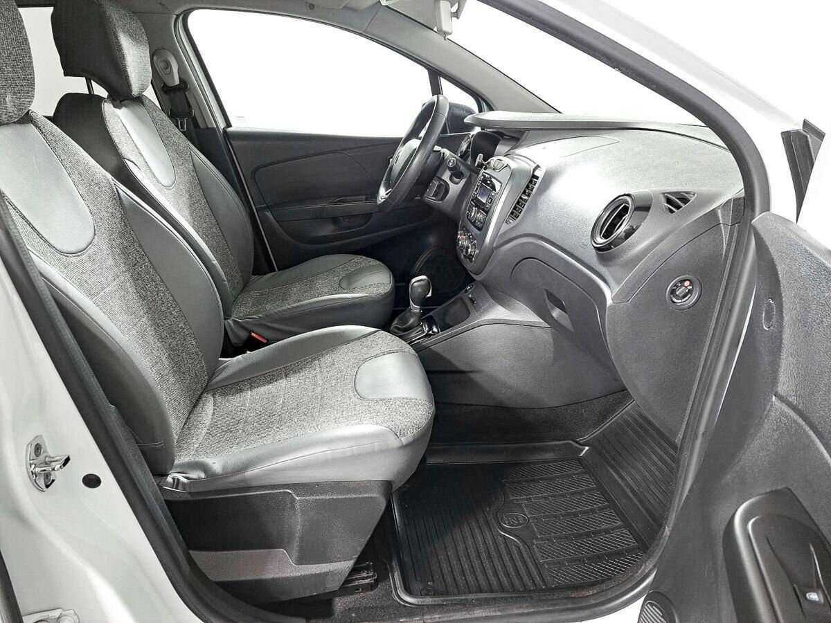 Купить Renault Kaptur, 2018, 104 360 км, фото №9