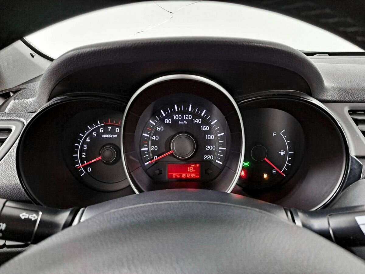 Купить Kia Rio, 2015, 181 238 км, фото №11