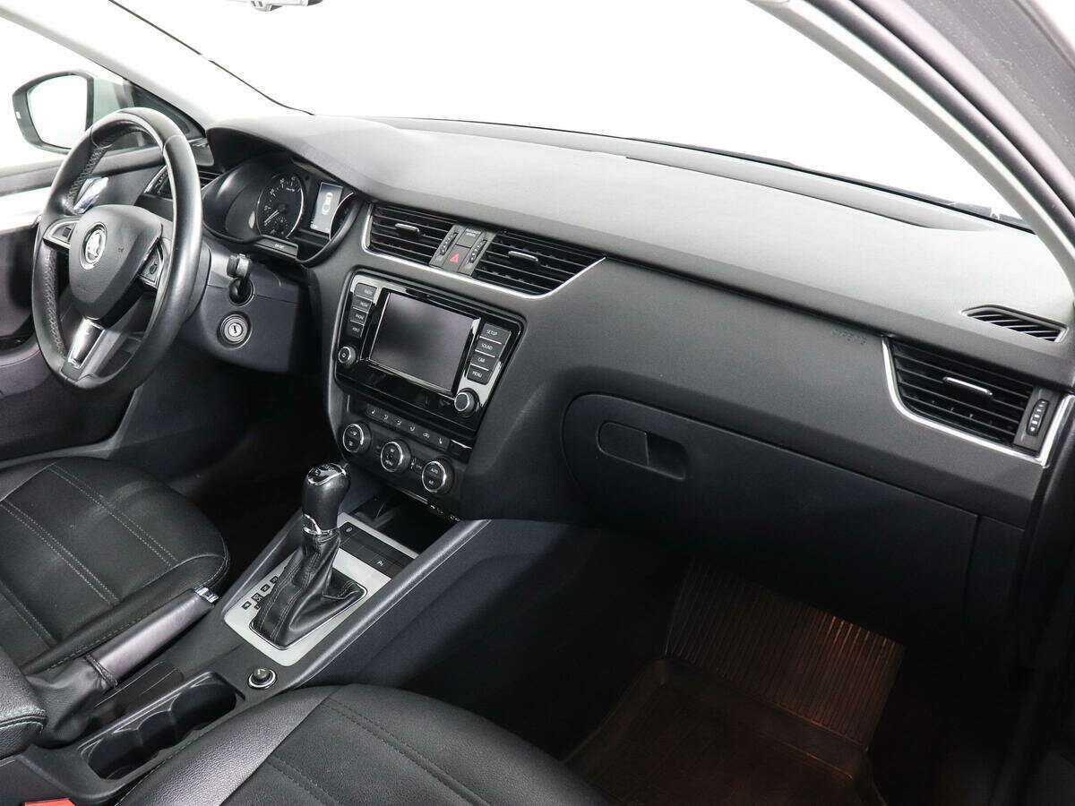Купить Skoda Octavia, 2016, 177 389 км, фото №9