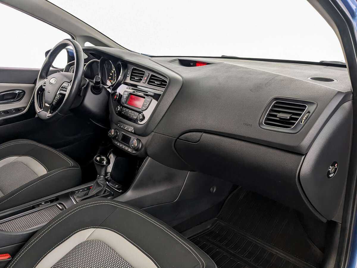 Купить Kia Ceed, 2012, 138 458 км, фото №9