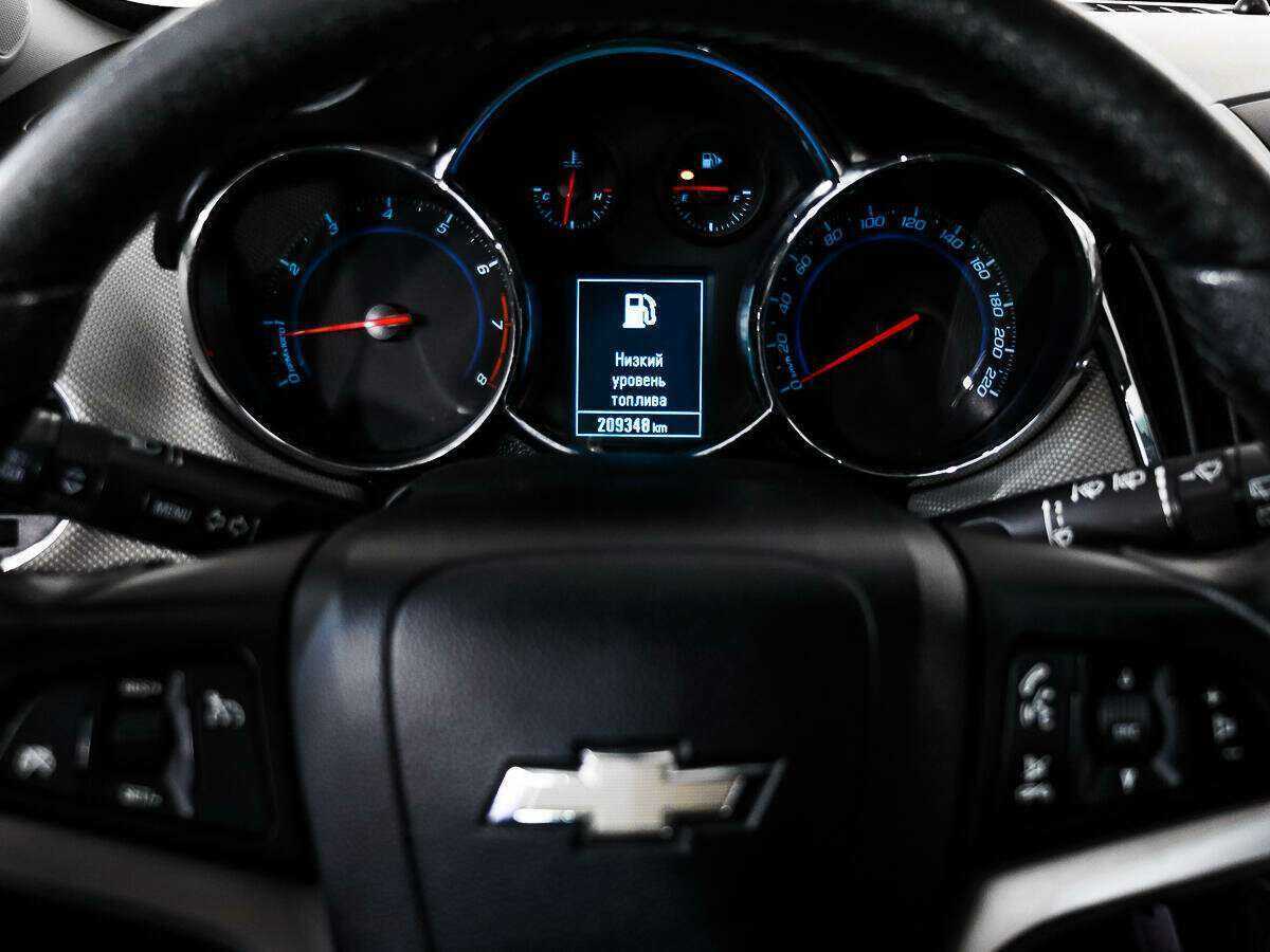 Купить Chevrolet Cruze, 2013, 209 343 км, фото №16