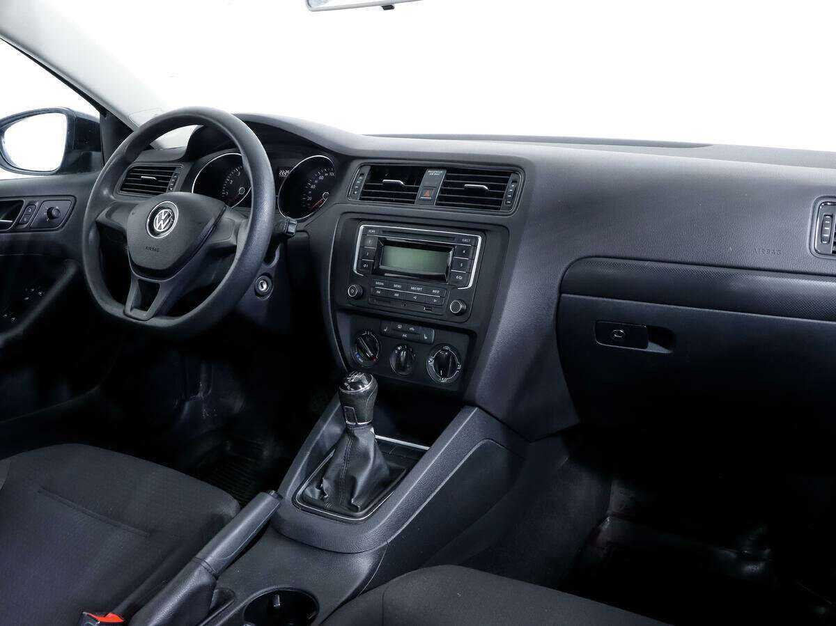 Купить Volkswagen Jetta, 2015, 161 610 км, фото №9