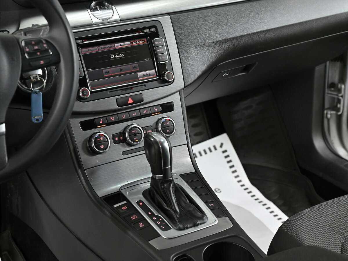 Купить Volkswagen Passat, 2014, 120 000 км, фото №6