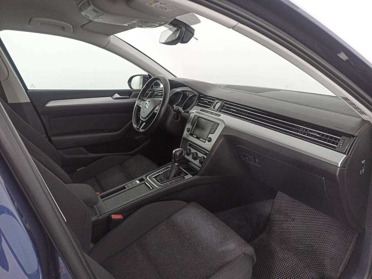 Купить Volkswagen Passat, 2016, 227 344 км, фото №9