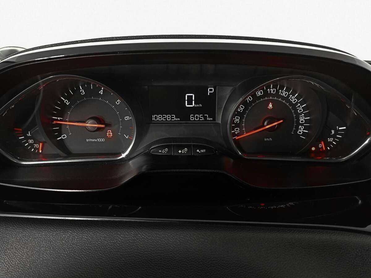 Купить Peugeot 208, 2013, 108 259 км, фото №11