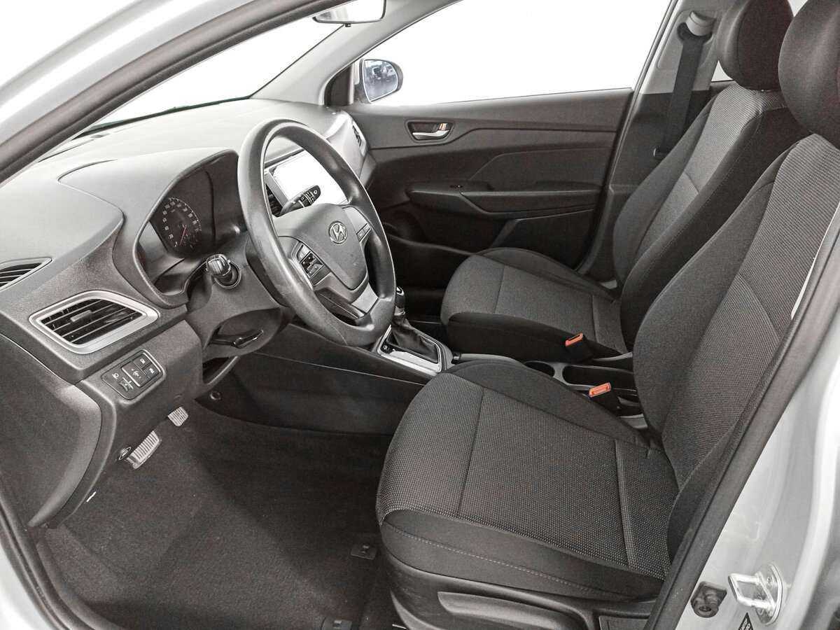 Купить Hyundai Solaris, 2019, 106 092 км, фото №14