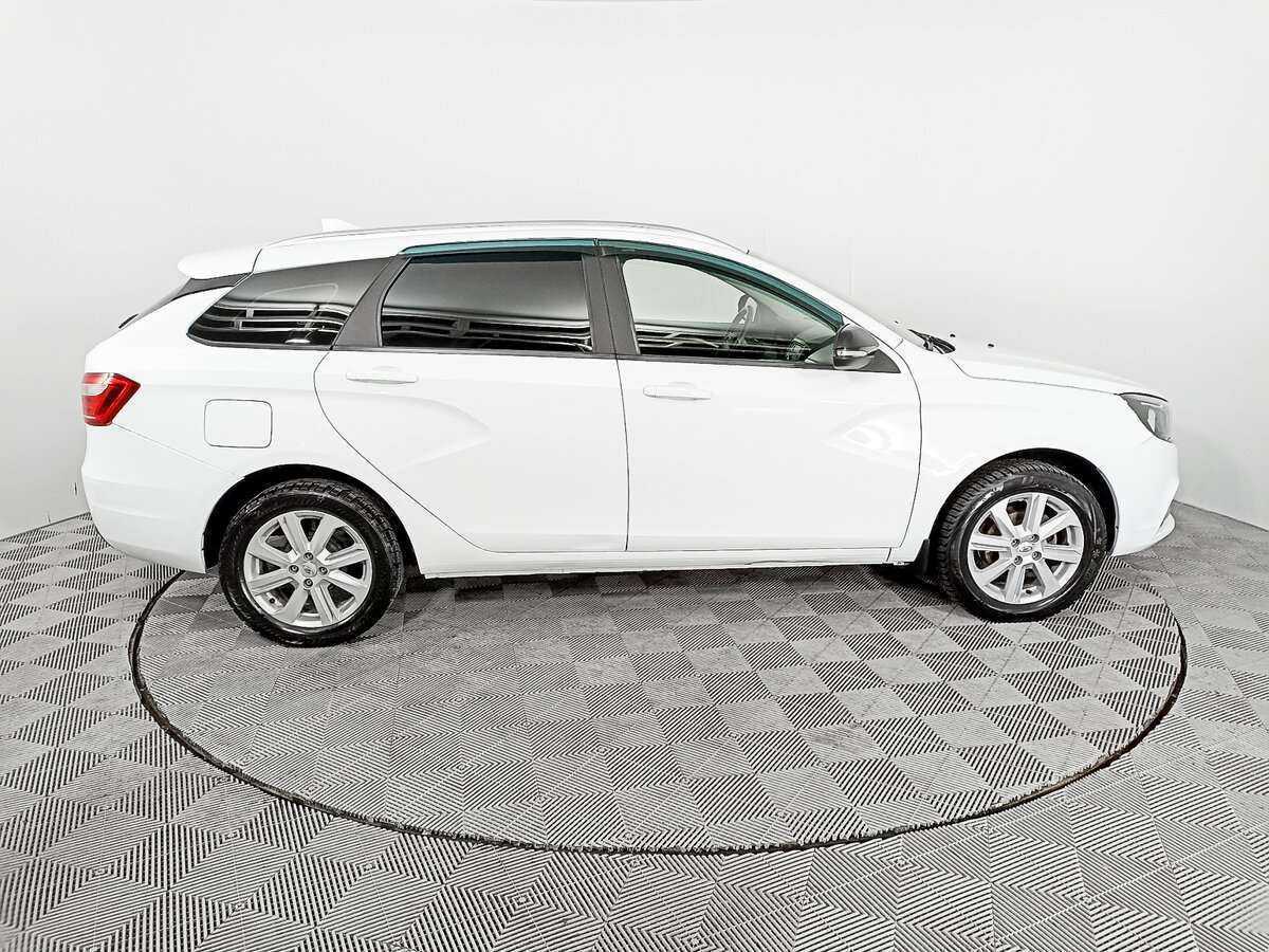 Купить Lada (ВАЗ) Vesta SW, 2020, 84 302 км, фото №4