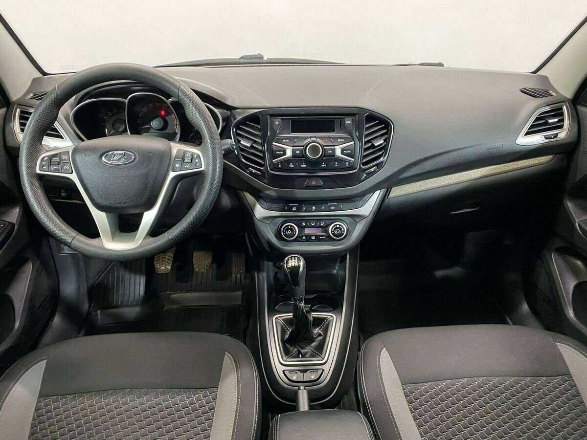 Купить Lada (ВАЗ) Vesta SW, 2019, 66 861 км, фото №9