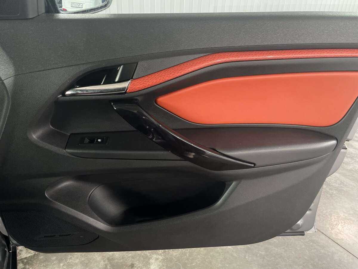 Купить Lada (ВАЗ) Vesta SW Cross, 2018, 88 269 км, фото №23