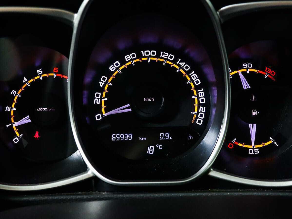 Купить Lada (ВАЗ) Vesta SW, 2019, 66 000 км, фото №11