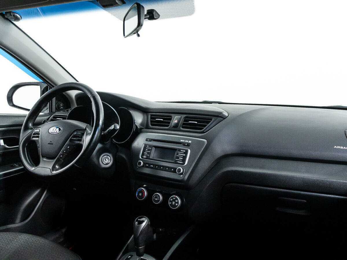 Купить Kia Rio, 2016, 140 429 км, фото №9