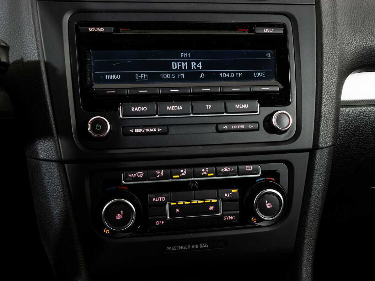 Купить Volkswagen Golf, 2012, 211 913 км, фото №15