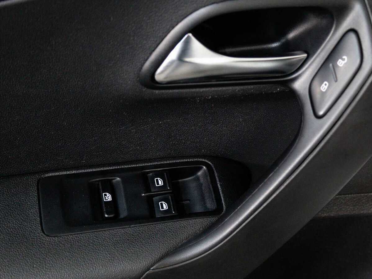 Купить Volkswagen Polo, 2015, 156 709 км, фото №13