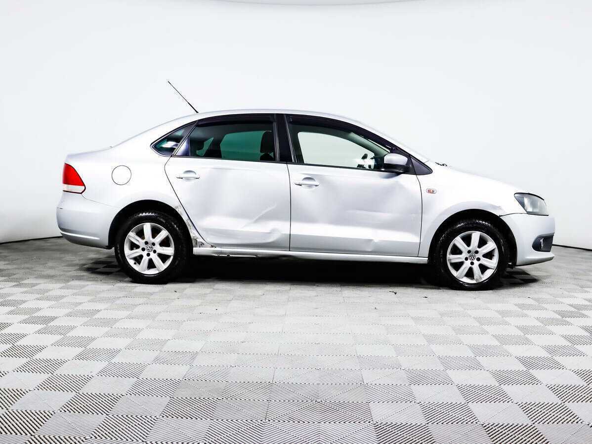 Купить Volkswagen Polo, 2012, 235 428 км, фото №4