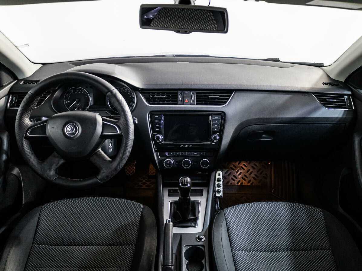 Купить Skoda Octavia, 2013, 85 200 км, фото №11