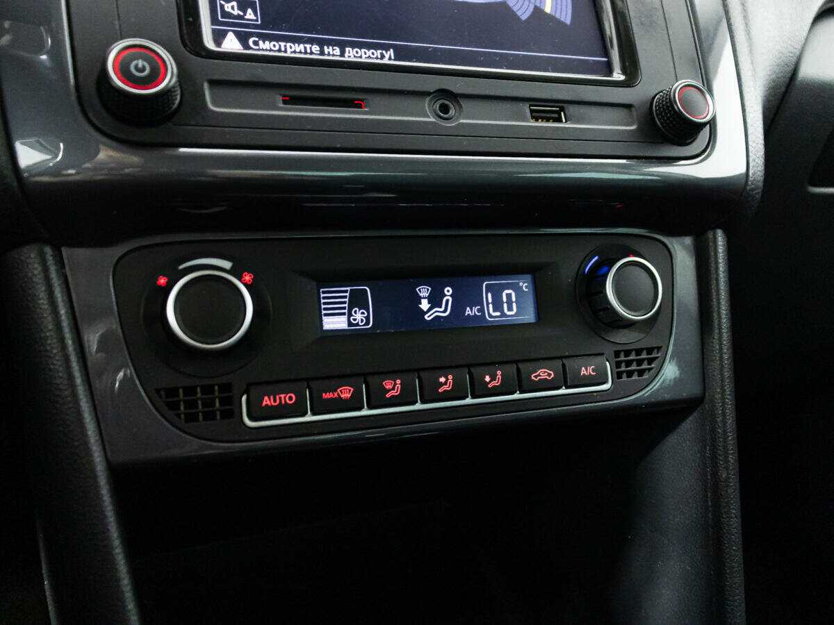 Купить Volkswagen Polo, 2019, 100 237 км, фото №16