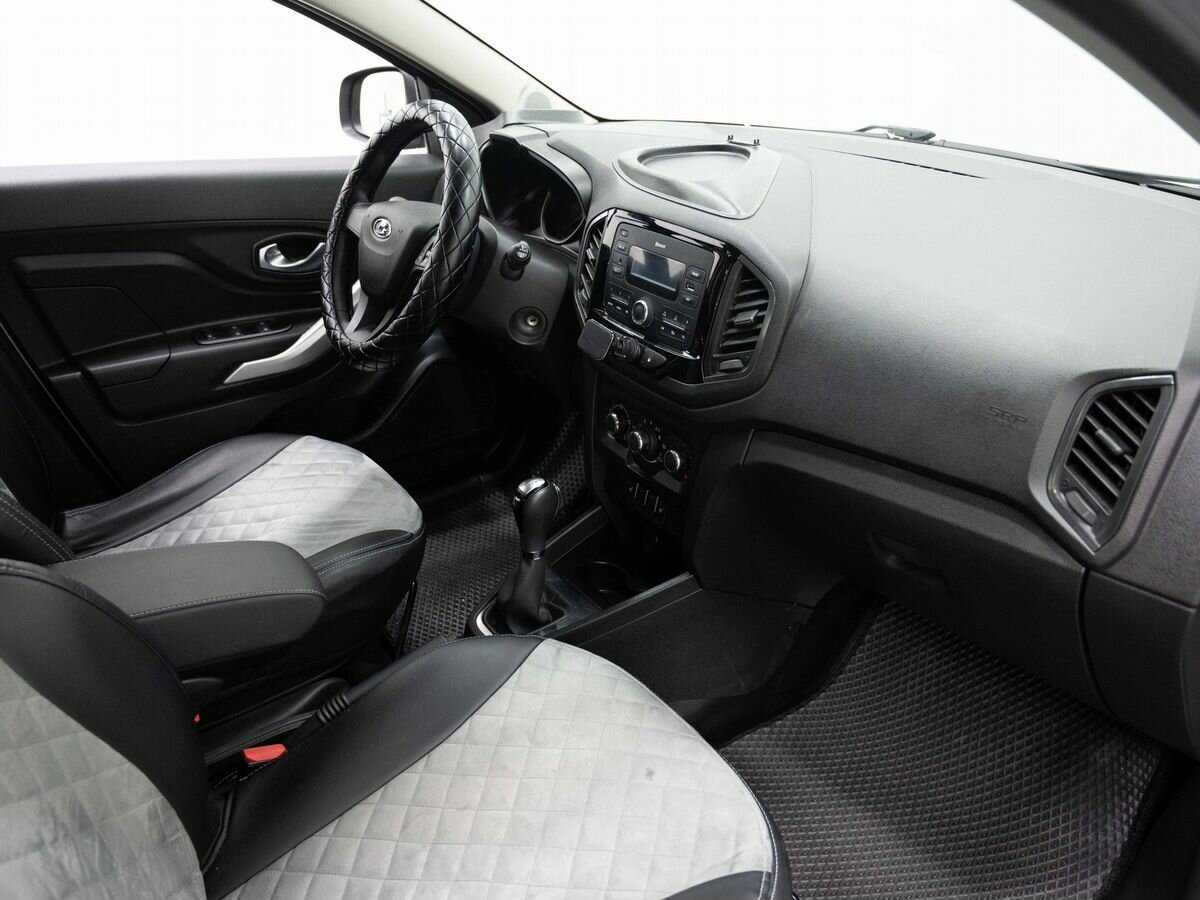 Купить Lada (ВАЗ) XRAY Cross, 2019, 40 000 км, фото №11