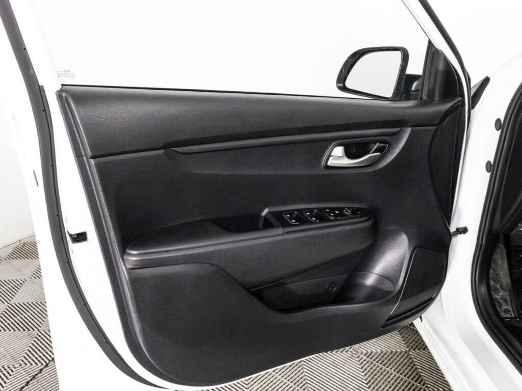 Купить Kia Rio, 2020, 119 129 км, фото №24