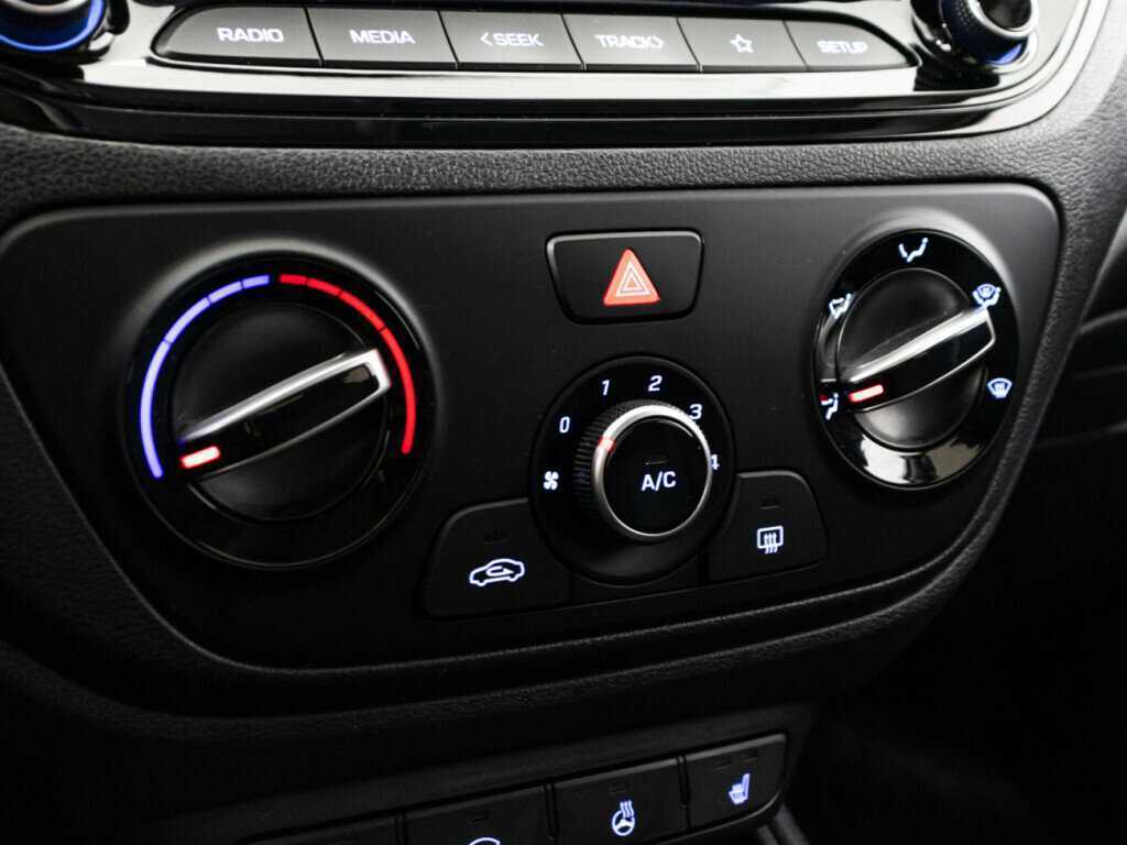 Купить Hyundai Solaris, 2020, 69 869 км, фото №18