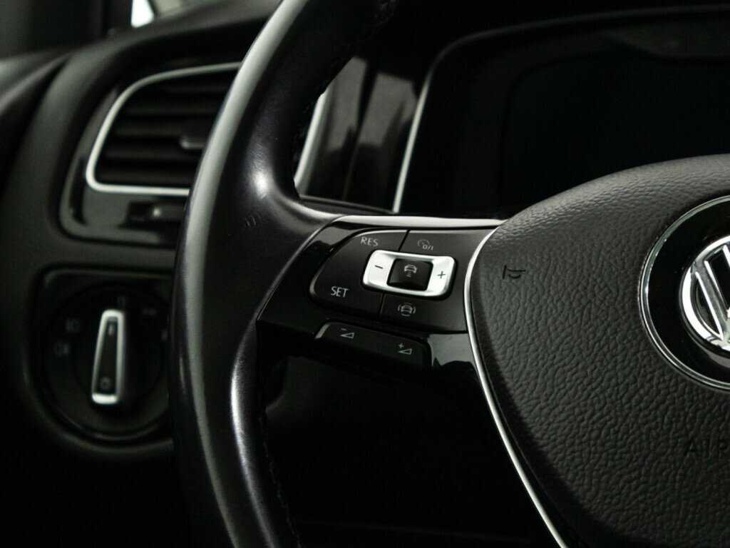 Купить Volkswagen Golf, 2018, 141 712 км, фото №18