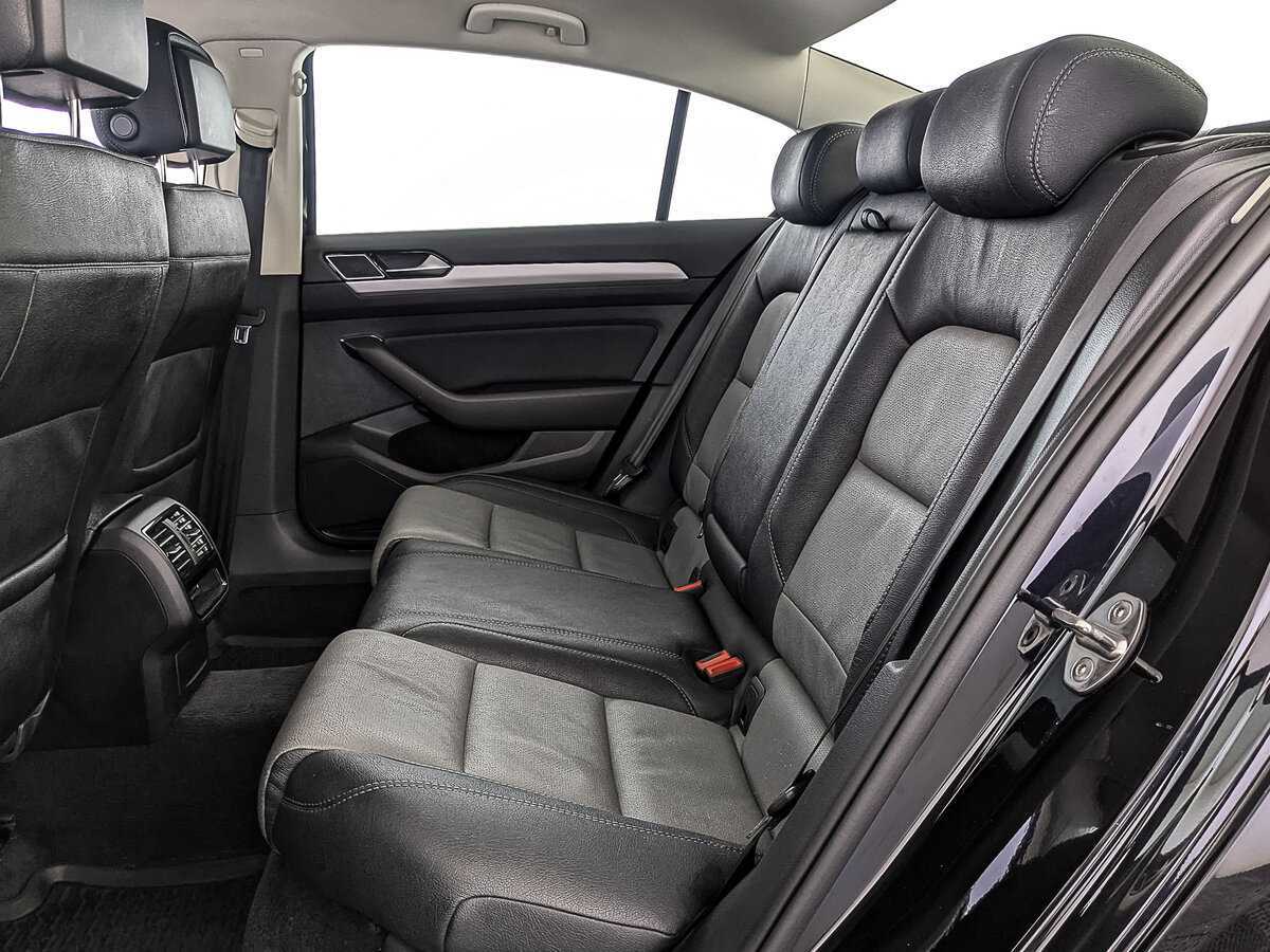 Купить Volkswagen Passat, 2016, 135 253 км, фото №12