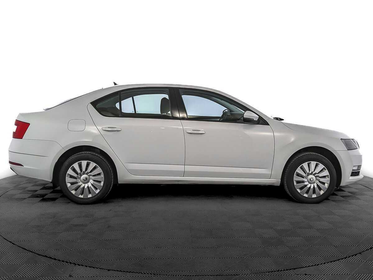 Купить Skoda Octavia, 2018, 162 046 км, фото №4