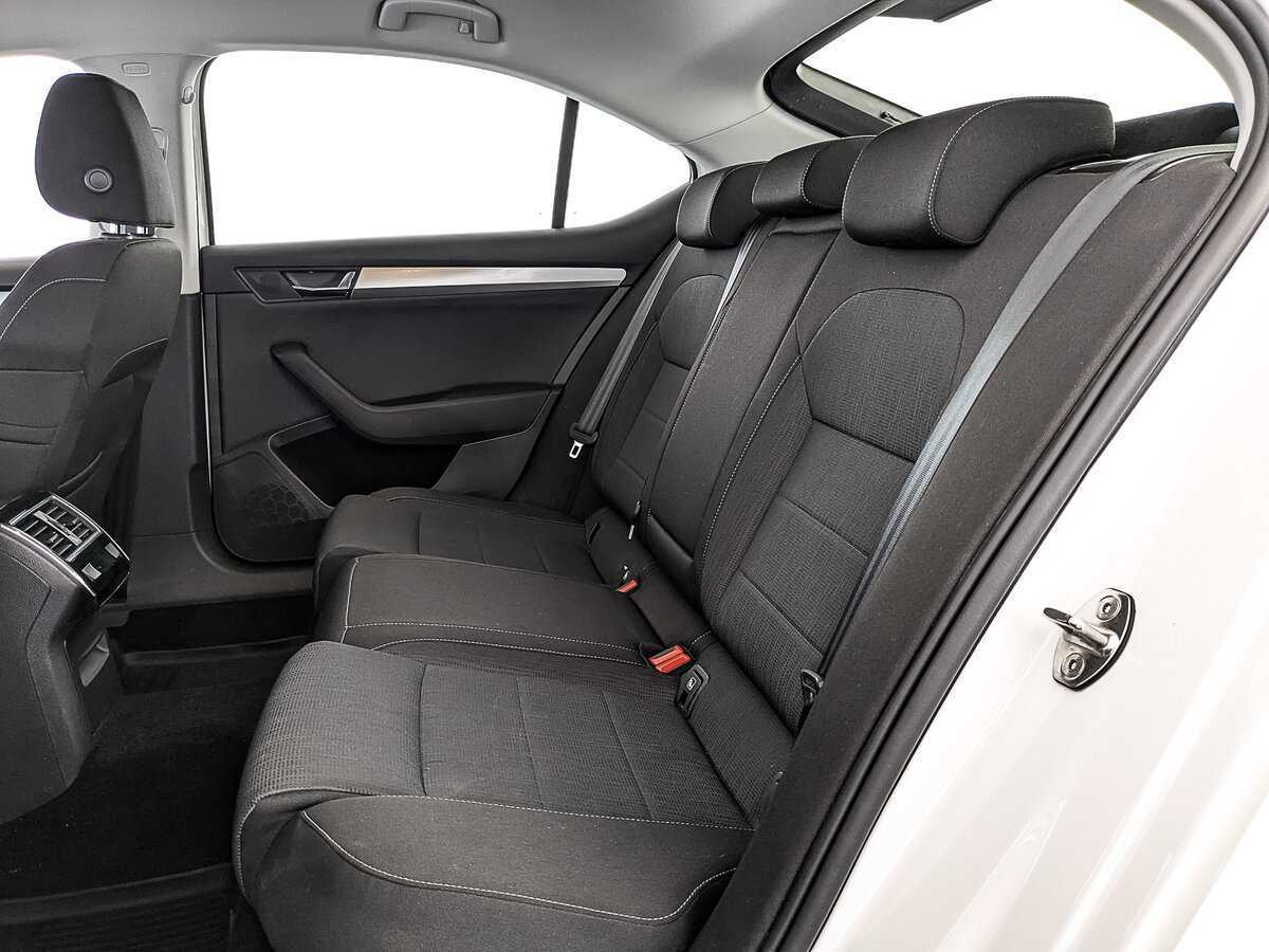 Купить Skoda Superb, 2017, 119 223 км, фото №12