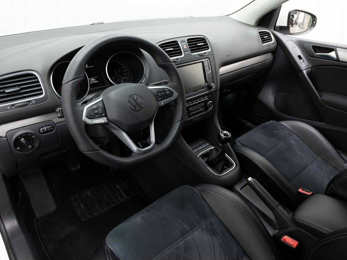 Купить Volkswagen Golf, 2012, 227 000 км, фото №7