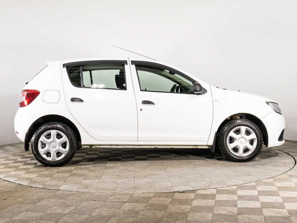 Купить Renault Sandero, 2016, 69 724 км, фото №4