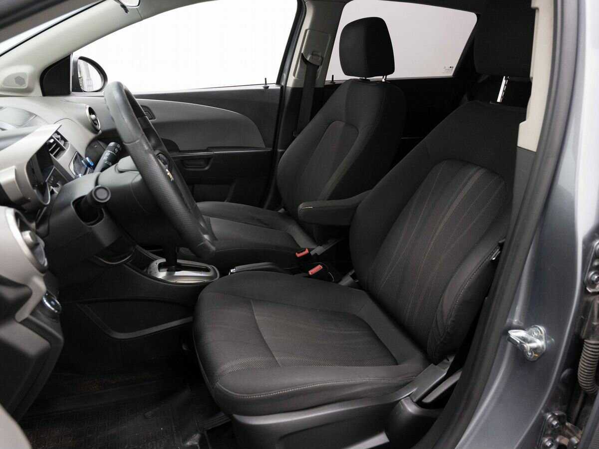 Купить Chevrolet Aveo, 2014, 160 000 км, фото №9