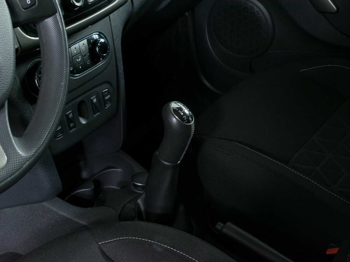 Купить Renault Sandero Stepway, 2017, 120 708 км, фото №13