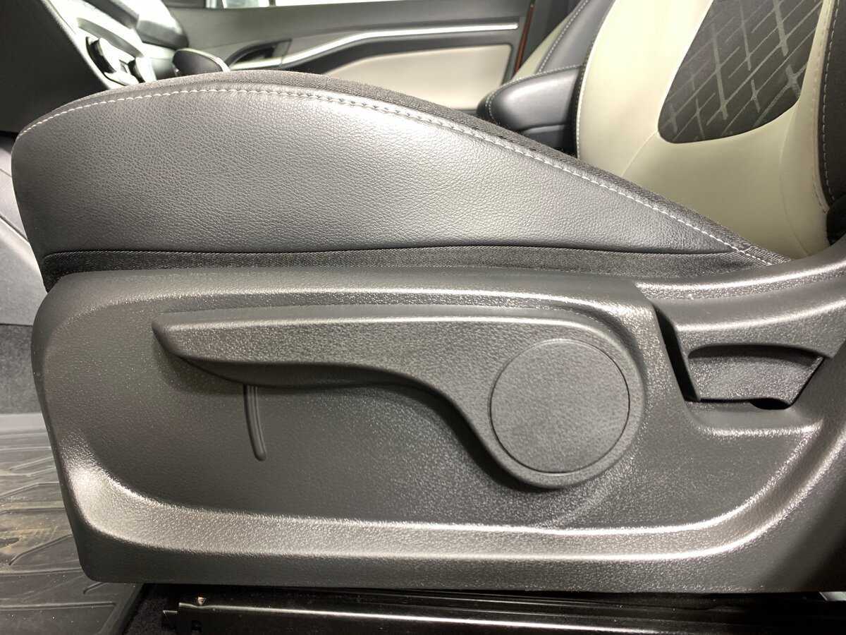 Купить Lada (ВАЗ) Vesta SW Cross, 2021, 34 000 км, фото №17