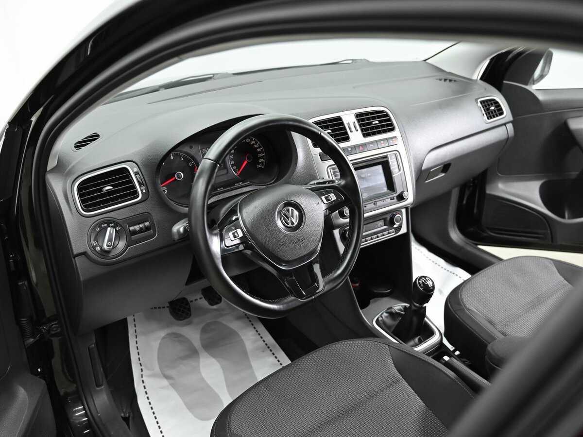 Купить Volkswagen Polo, 2017, 124 000 км, фото №7