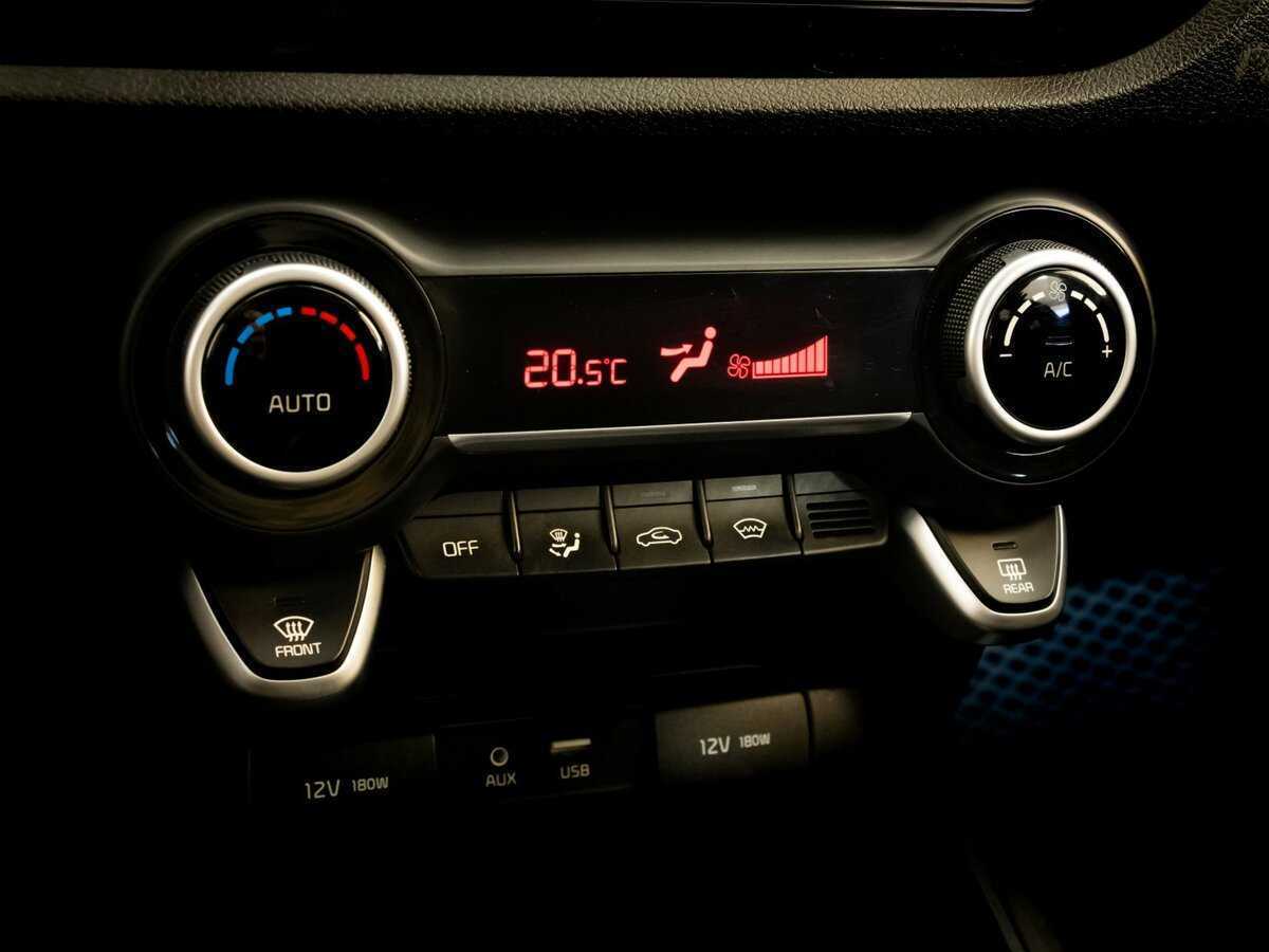 Купить Kia Rio X-Line, 2018, 83 940 км, фото №11