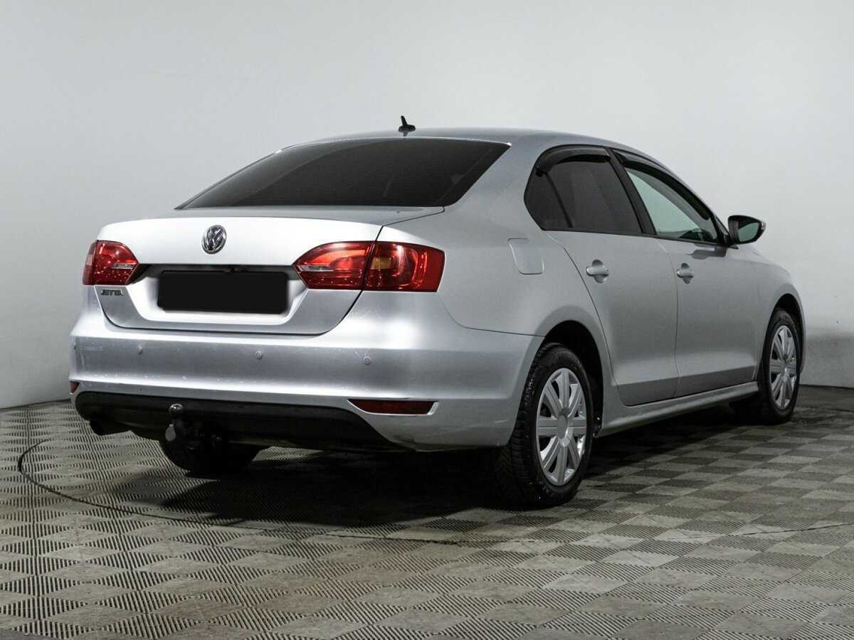 Купить Volkswagen Jetta, 2012, 230 832 км, фото №5