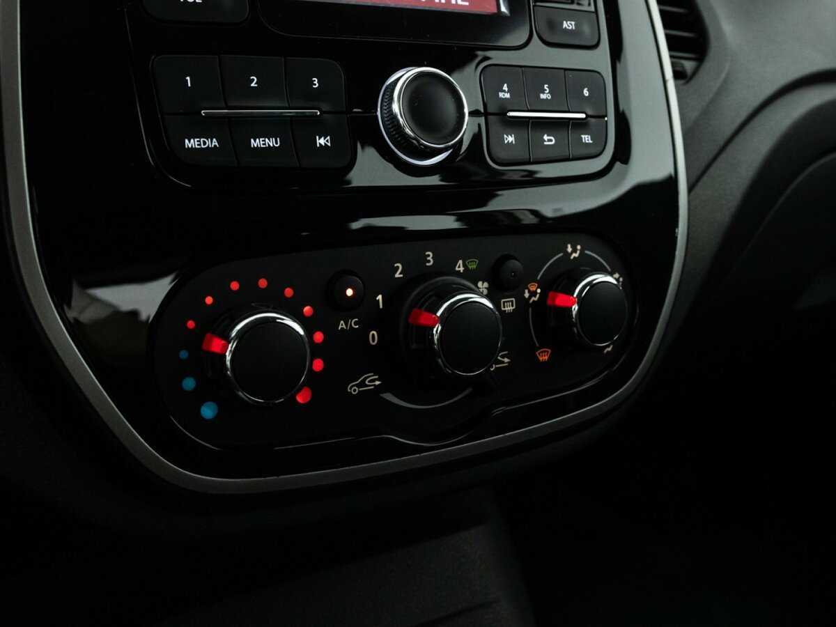 Купить Renault Kaptur, 2020, 68 836 км, фото №16