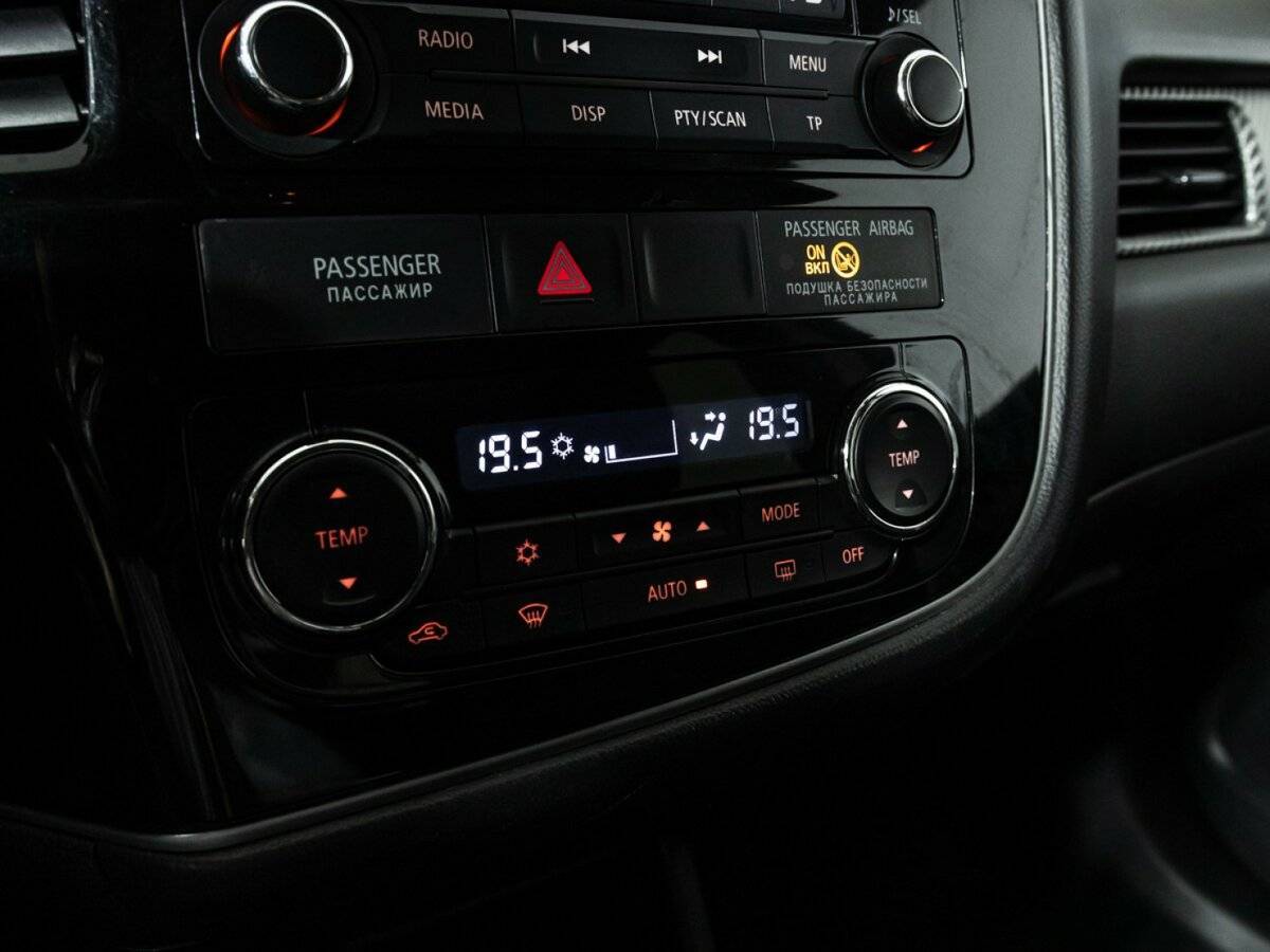 Купить Mitsubishi Outlander, 2016, 179 472 км, фото №16