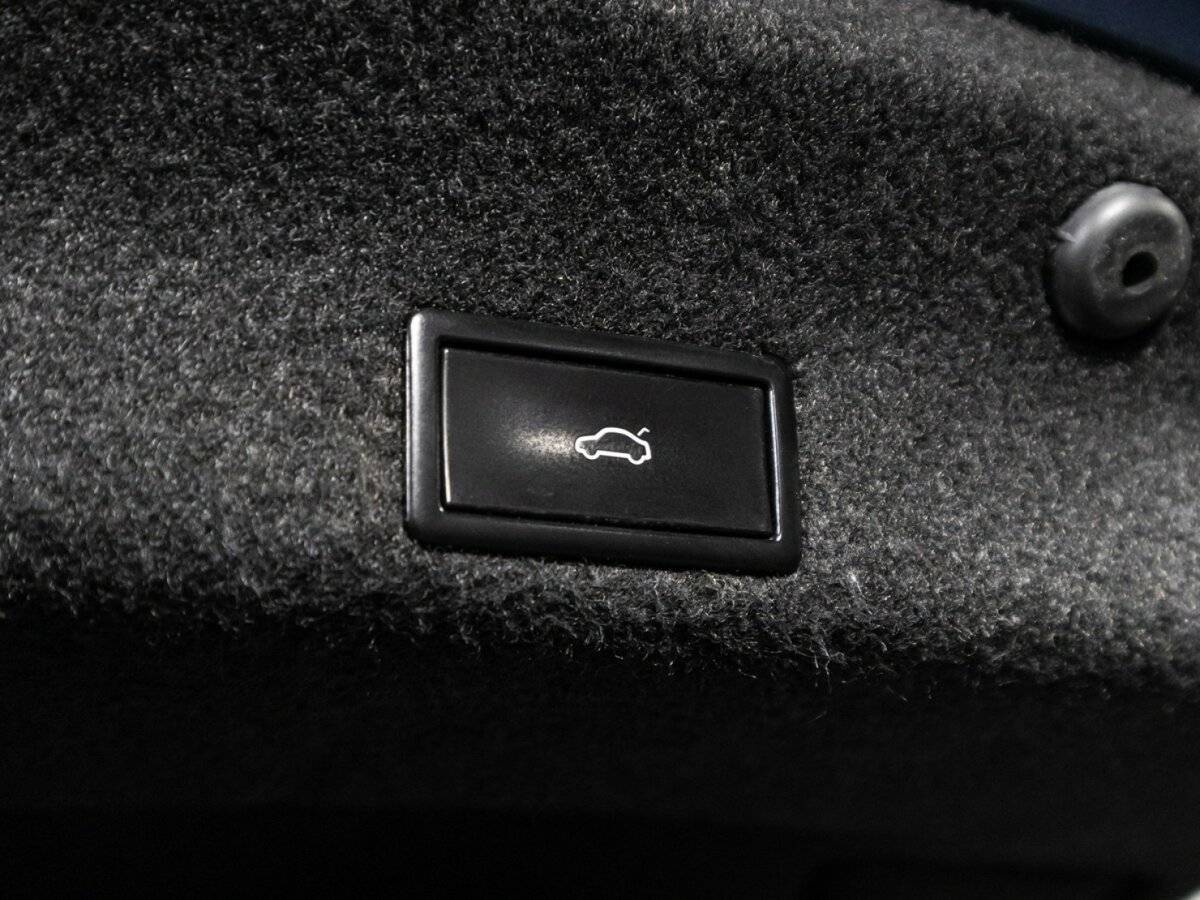 Купить Volkswagen Passat DSG7, 2017, 283 948 км, фото №16