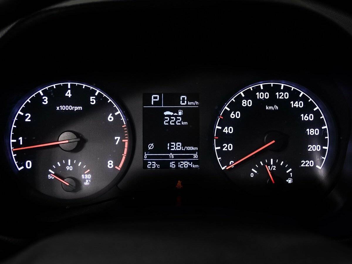 Купить Hyundai Solaris, 2017, 161 282 км, фото №10