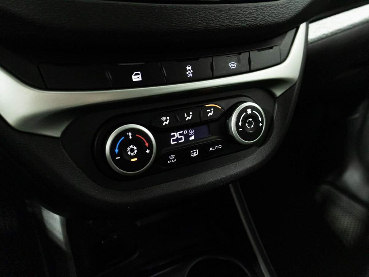 Купить Lada (ВАЗ) Vesta SW Cross, 2021, 80 500 км, фото №18