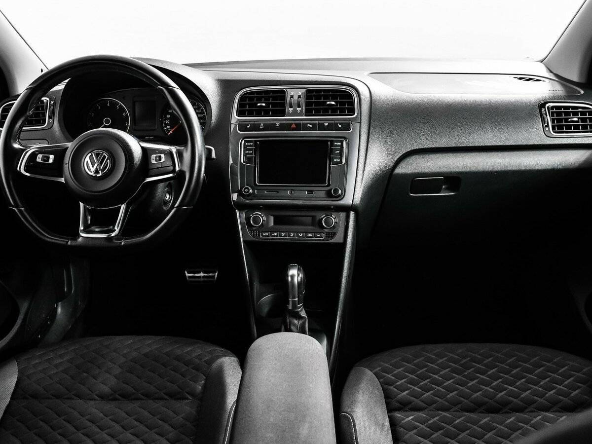 Купить Volkswagen Polo, 2018, 69 393 км, фото №11