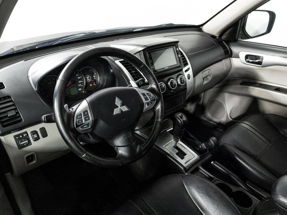 Купить Mitsubishi Pajero Sport, 2012, 291 000 км, фото №11