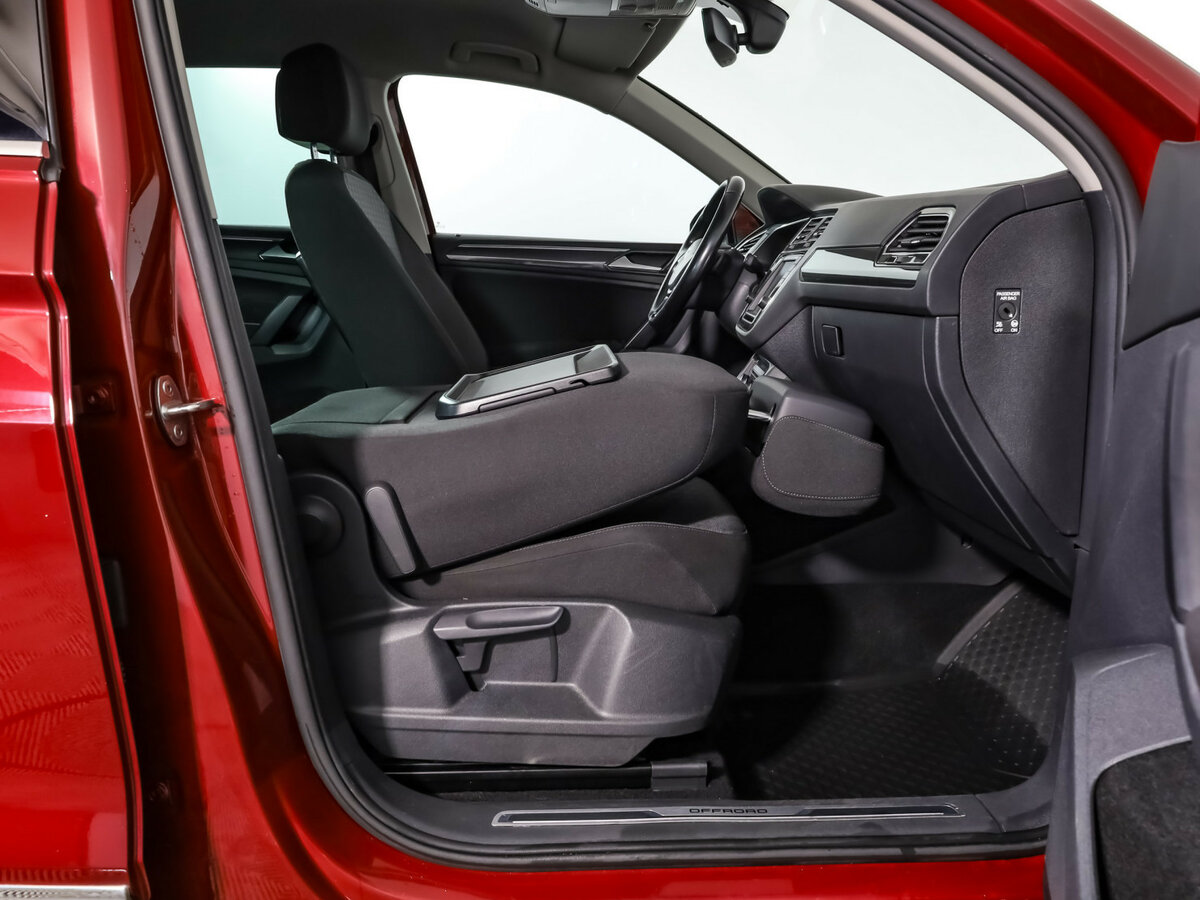 Купить Volkswagen Tiguan II, 2017, 184 995 км, фото №22