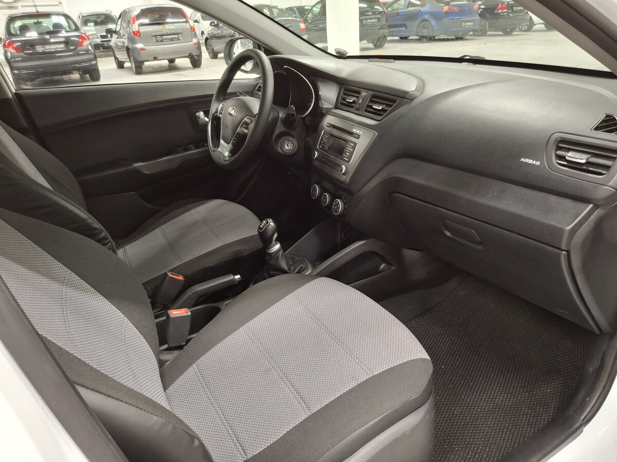 Купить Kia Rio III Рестайлинг, 2015, 233 786 км, фото №10