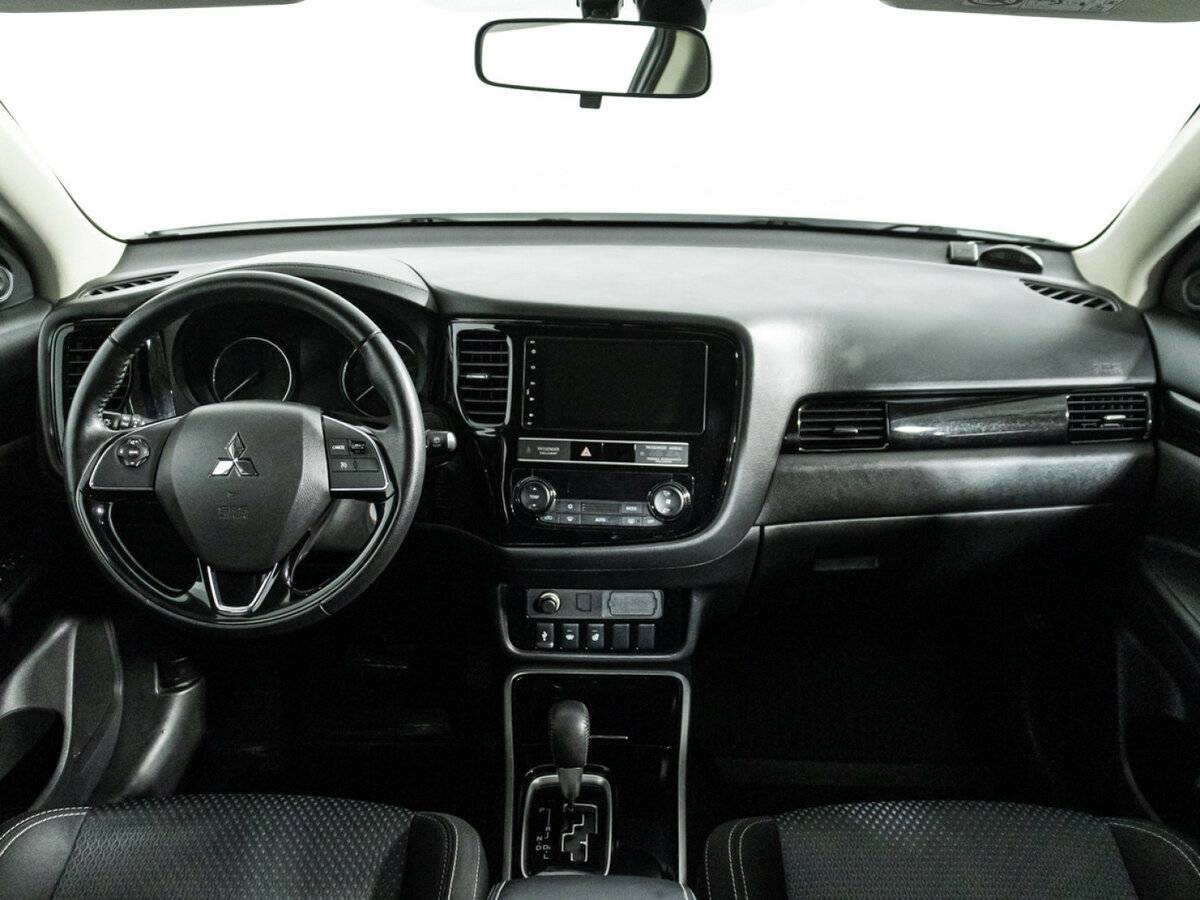 Купить Mitsubishi Outlander III Рестайлинг 3, 2019, 139 151 км, фото №11