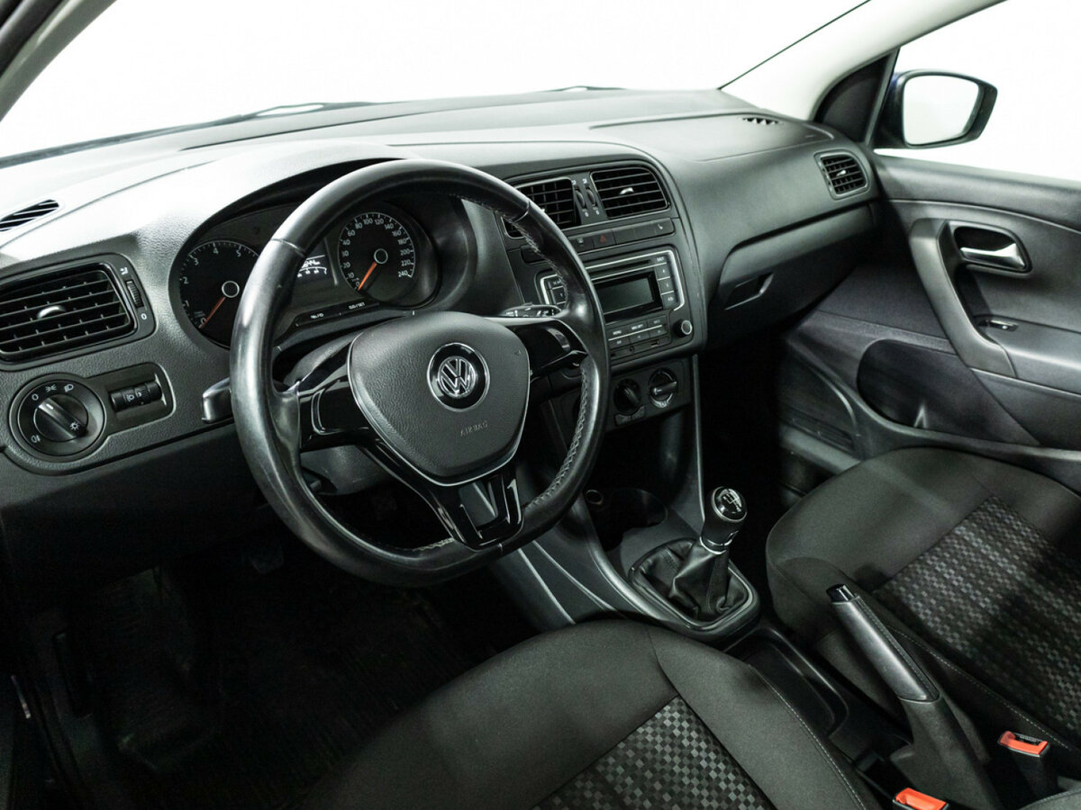Купить Volkswagen Polo V Рестайлинг, 2015, 125 643 км, фото №11